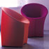 Poltroncina dal design alternativo adatta per aree - l'Uovo 095 01