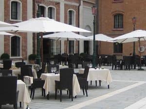 Picture of Umbrella with central arm, sealable umbrella