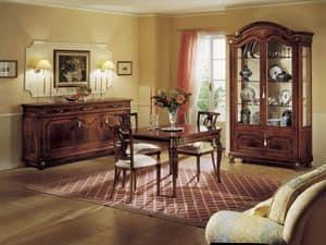 Picture of GRANDUCATO / Showcase 2 doors, hand worked showcase