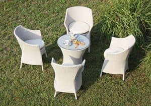Picture of Frodo set, seats and tables in natural or synthetic wicker