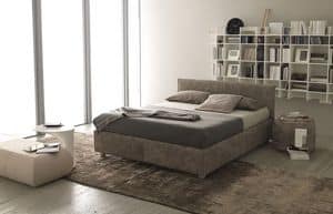 Picture of Metropolitan, upholstered bed
