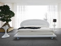 ILE, Bed Upholstered with leather, for double bedrooms