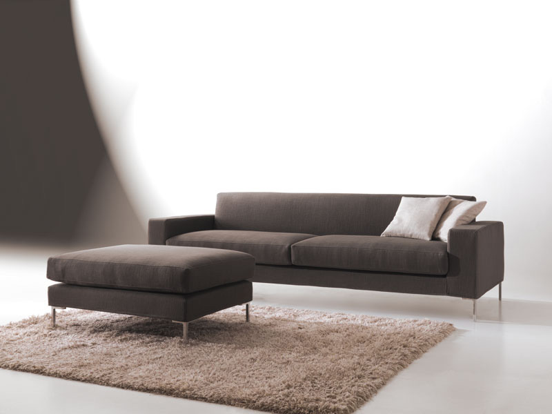 Panama, Sofa with clean lines, modern design, customizable