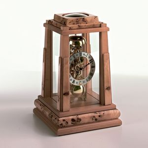 Art. 333/2, Table clock made of poplar and beech with silver dial