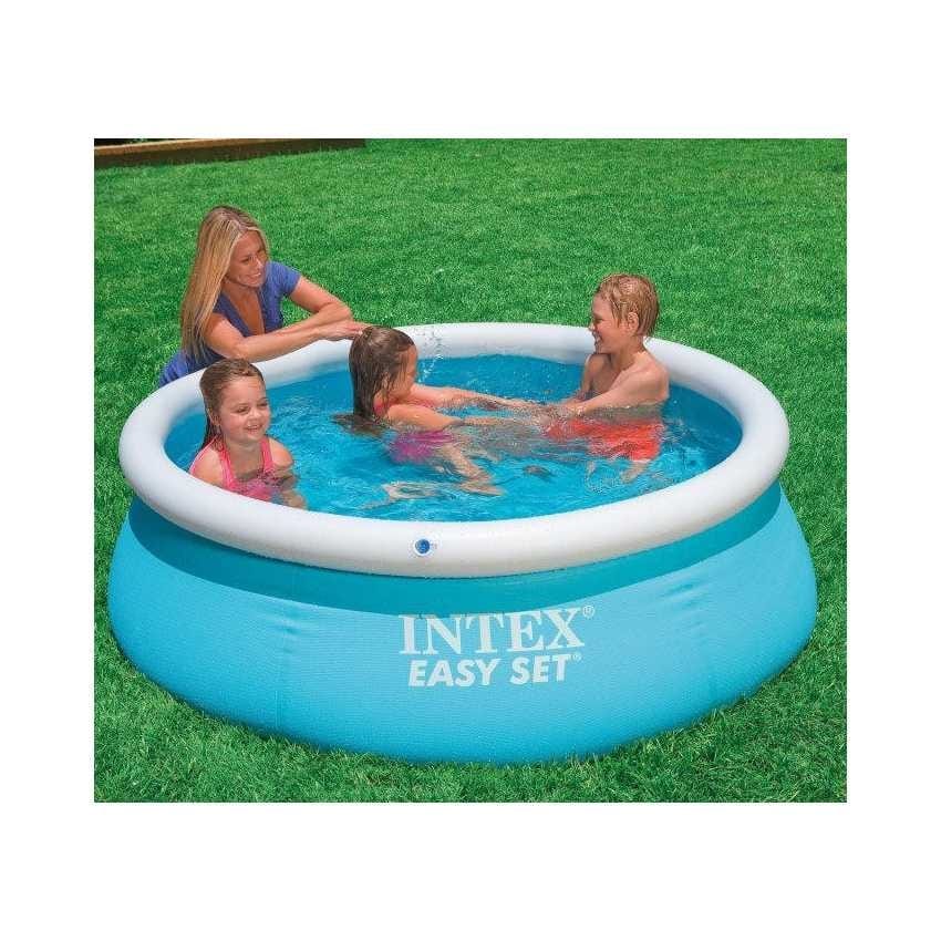 Inflatable pool for the garden IDFdesign