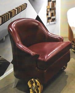 ECLITTICA, Upholstered armchair, covered in leather, with wheels