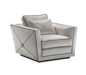 Extr�, Armchair with angled sides and converging outlines