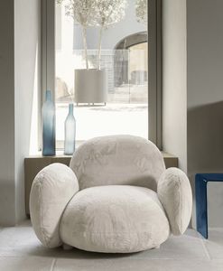 Litos, Armchair with rounded shapes