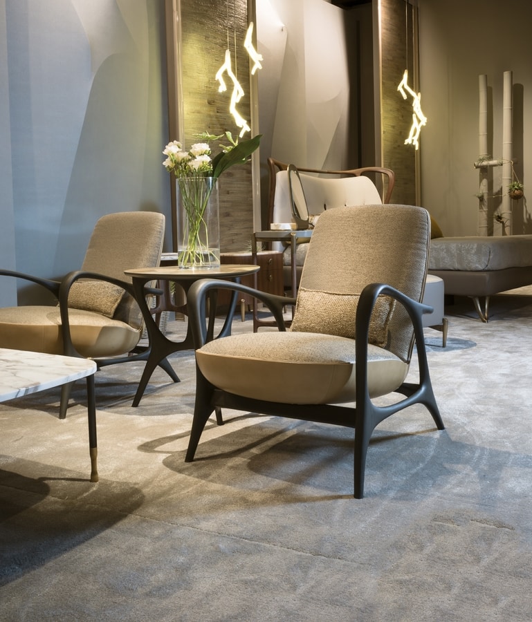 REA armchair GEA Collection, Contemporary armchair in canaletto walnut or ashwood