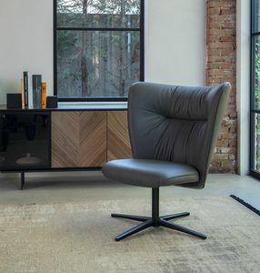 TENDER LOUNGE, Enveloping lounge chair with optimal comfort