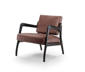 Timeless armchair, Armchair with movable backrest that adapts to the posture of the back