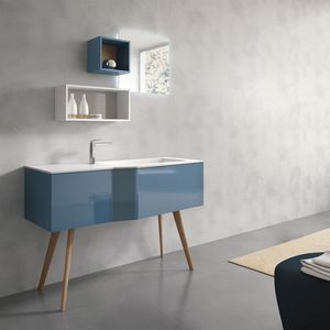 STR8 comp. 11, Bathroom furniture with legs, with shelves and mirror