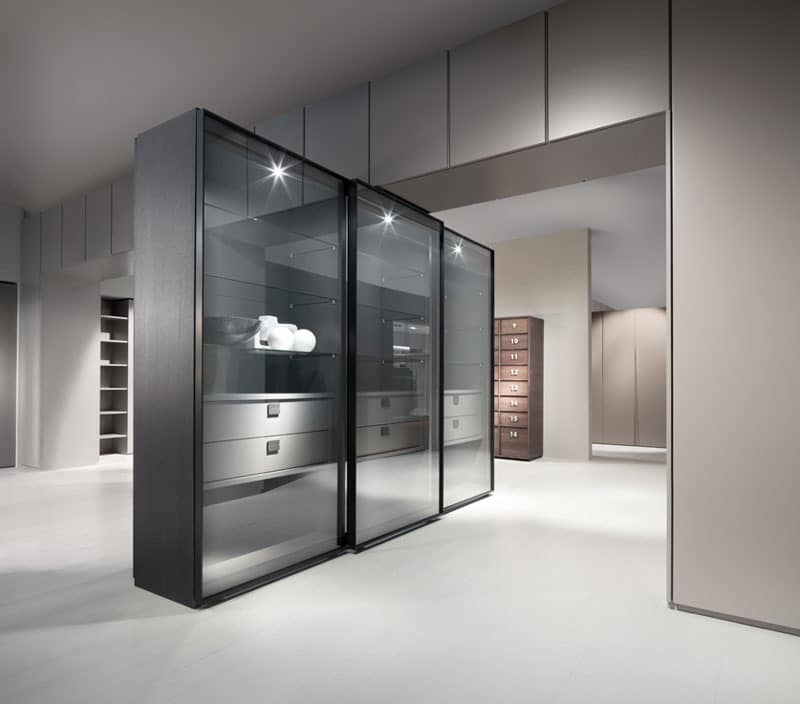 ATLANTE WIND comp.01, Cabinet / showcase with sliding doors, in aluminum and crystal