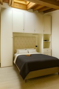 Contemporary style custom made bridge wardrobe, Contemporary bridge wardrobe, made to measure