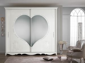 Cuore wardrobe, Wardrobe with heart-shaped mirror