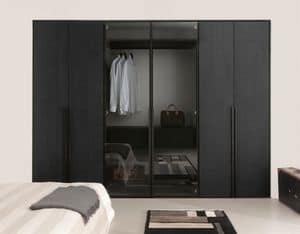 Solo Nicchia, Contemporary wardrobe with 6 doors, wooden doors of ash and crystal, black frame, for bedrooms and hotels