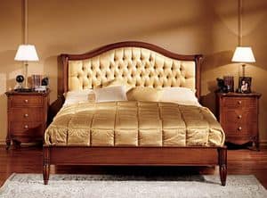 Alice bed, Bed in hand-carved wood for Luxury Hotel