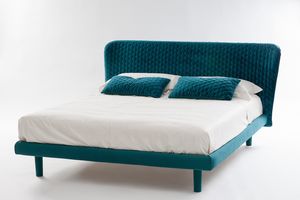 Matilda, Bed with quilted upholstered headboard