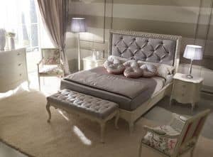 Rudy 6040 bed, Luxury classic bed, with tufted headboard, frame decorated with silver finish