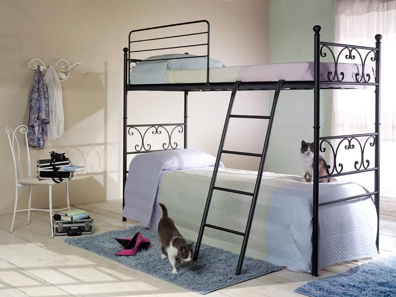 Vienna bunk bed, Bunk bed made of iron tubing