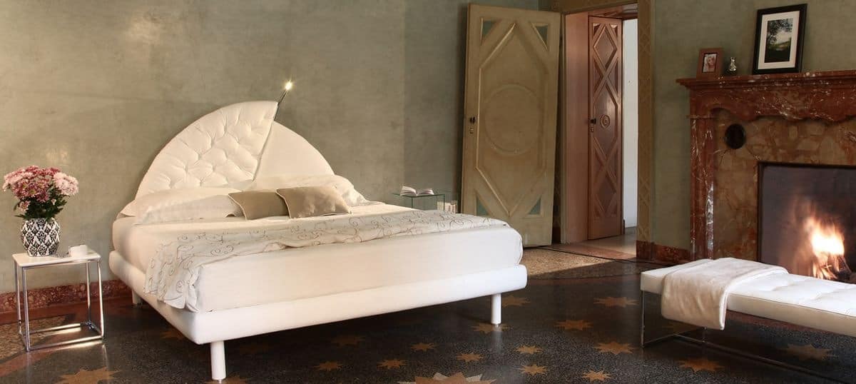 Vogue, Upholstered bed, original headboard, for classic hotels