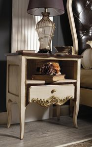 Art. CD 22001, Classic style bedside table, with gold leaf carving