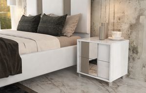 Carol, White lacquered bedside table, with mirror insert