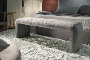 Art. NS0010, Bench for bedroom, quilted