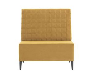 Linear 02451Q, Bench with square tufted backrest