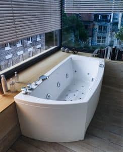 LINEA, Modern bath with tub, sanitation