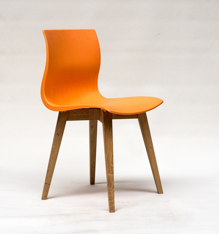 WEBBY 333U, Chair with beech legs, nylon shell