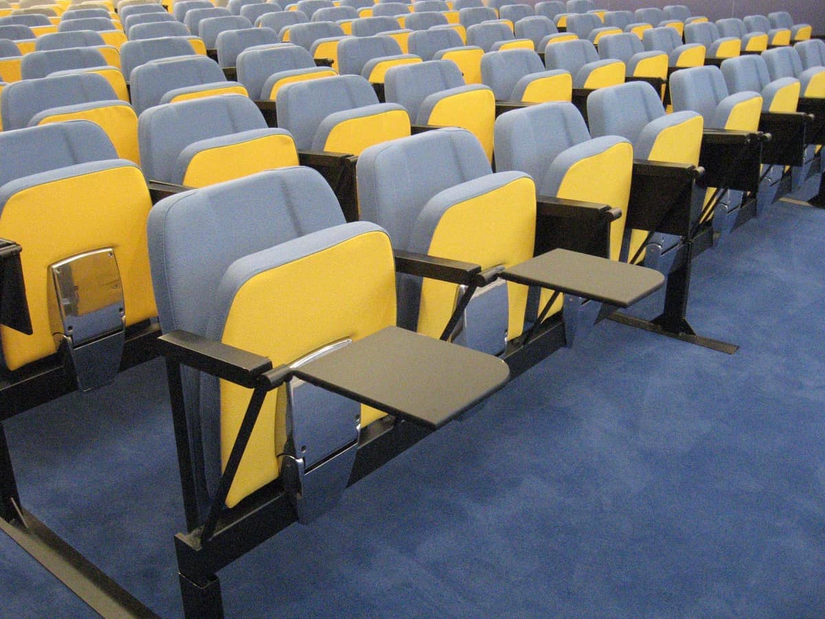 Aura Z, Seats without floor fixing suited for events