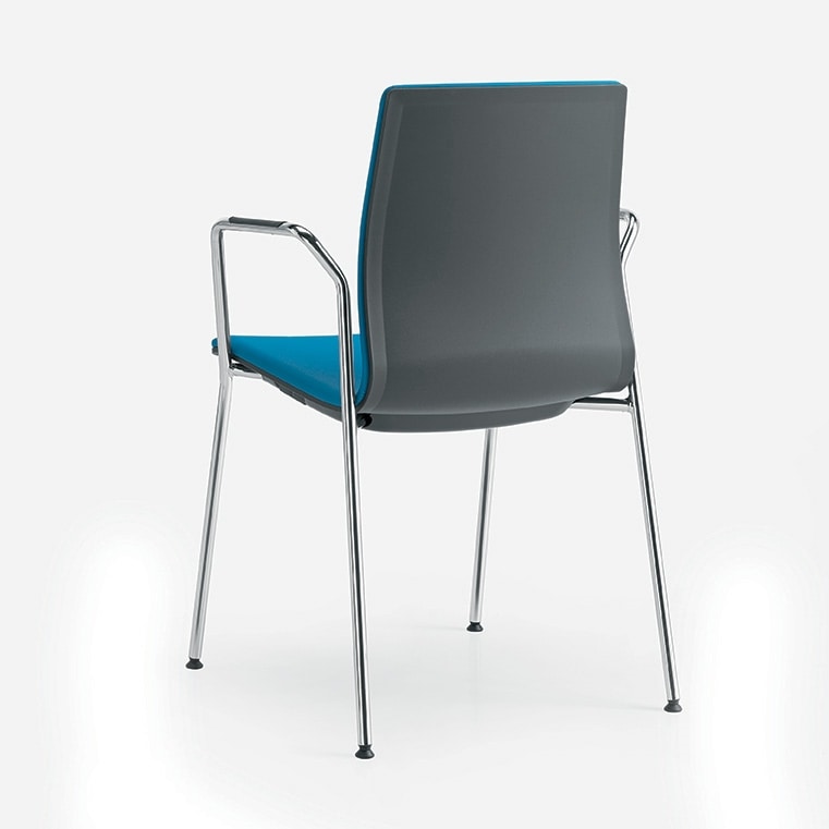 Q3, Padded chair for conference rooms