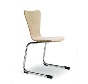 CG 79702, Stackable chair for multipurpose rooms
