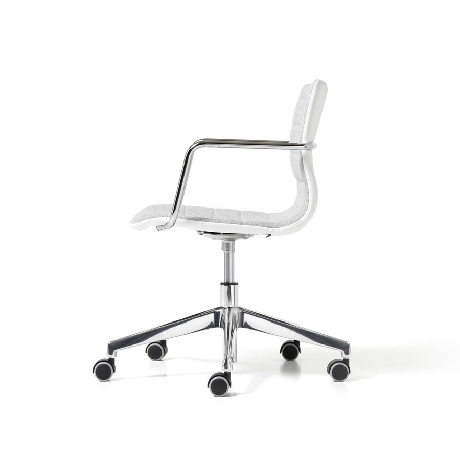 Miss gas, Task chair for office with armrests and wheels
