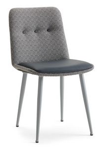 Cass-SM, Very comfortable chair, thanks to the high density padding