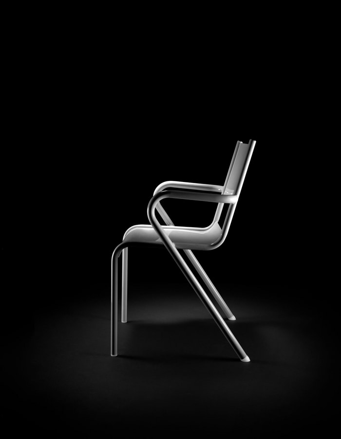 V4, Stackable aluminum chair