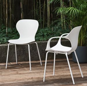 Ops, Stackable chair with a sinuous and flexible seat and backrest