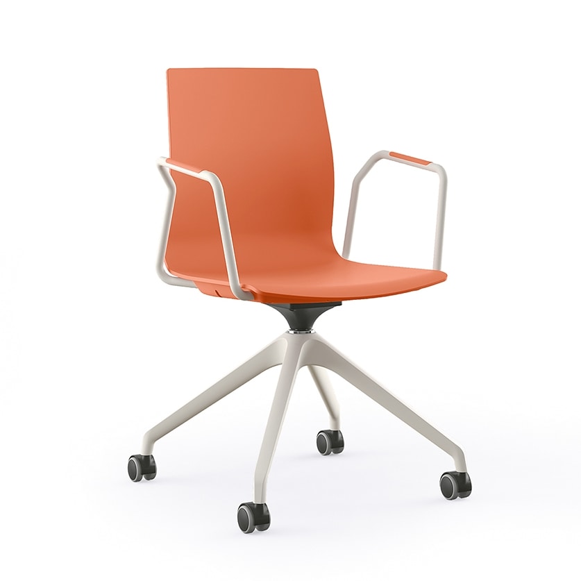 Q3, Chair with spider base in Nylon