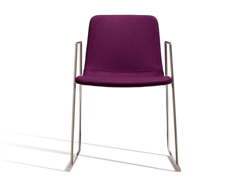 Ics 506VBZ, Stackable metal chair with armrests