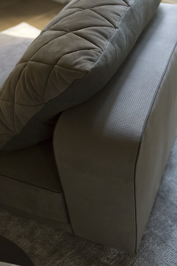 Gary, Fully upholstered chaise longue