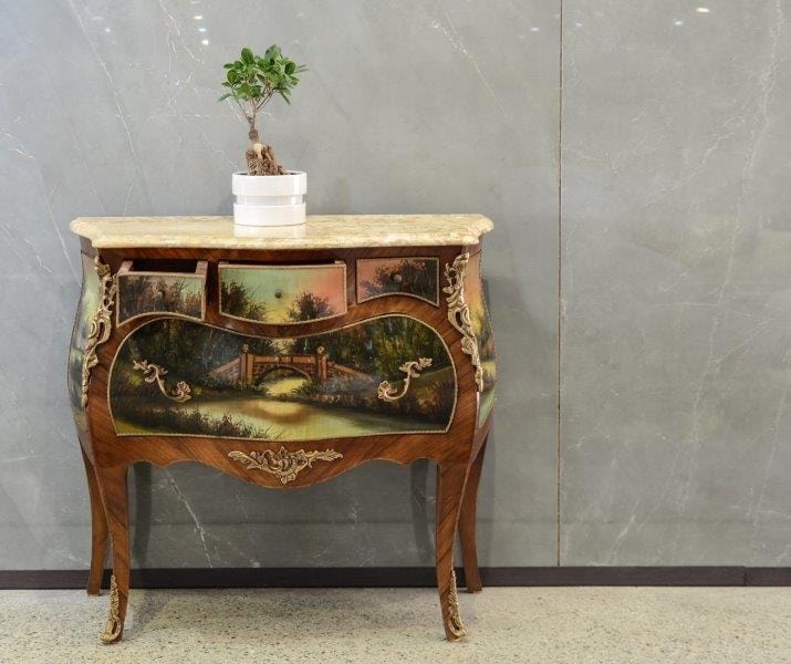 Art. 358, Chest of drawers with marble top and decorative painting