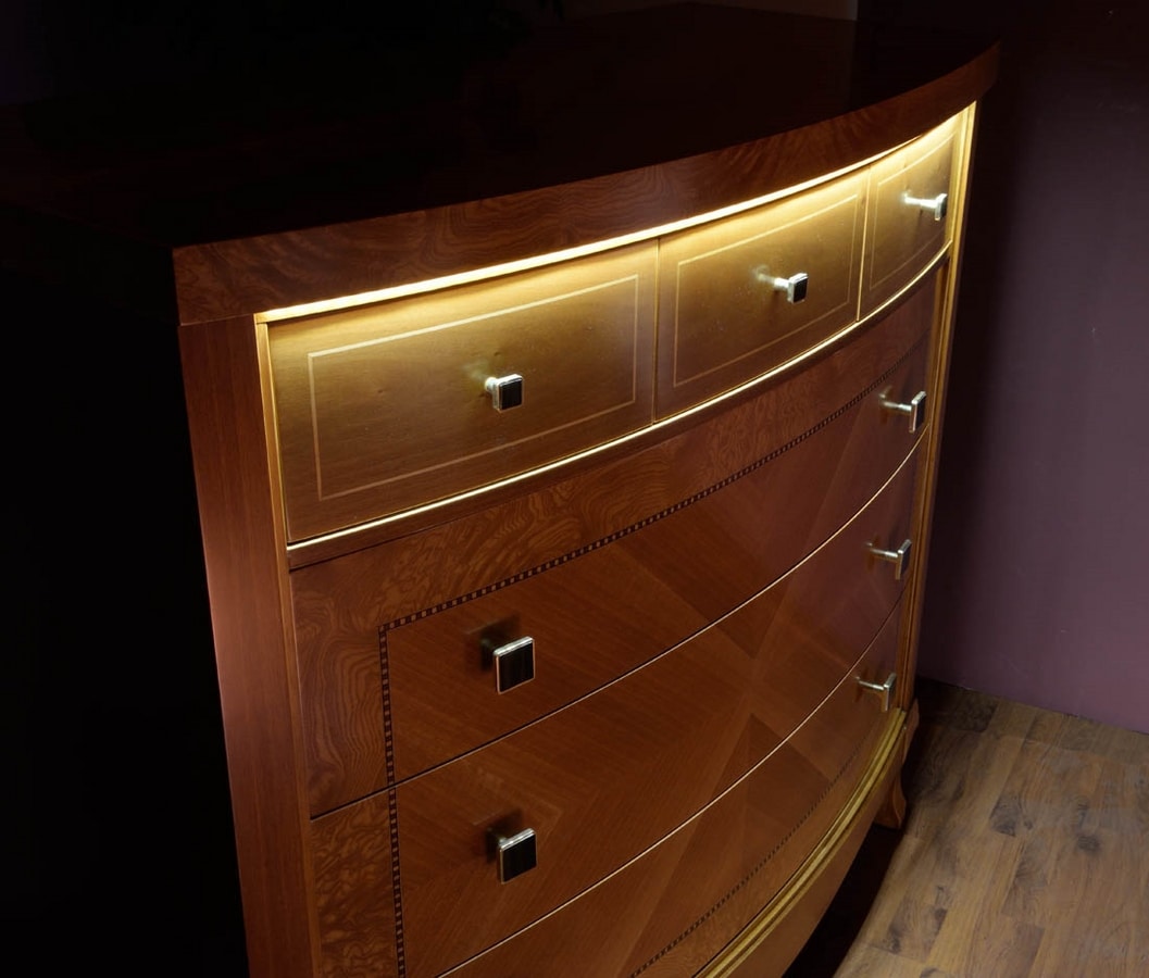 Elegant chest of drawers, Walnut chest of drawers with 6 drawers