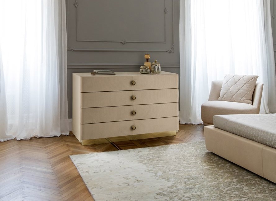 Jasmine, Chest of drawers with leather fronts