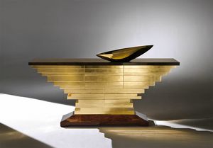 Milano MI193, Chest of drawers covered with gold leaf