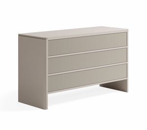Touch 0708, Chest of drawers with lacquered fronts with Cannett drawing