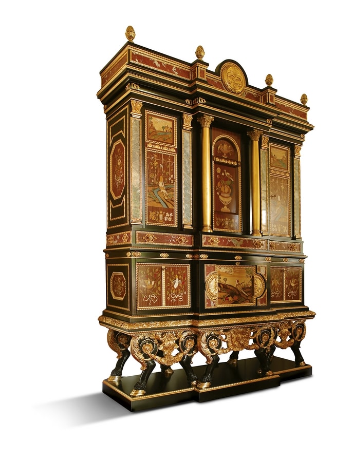 5794, Majestic piece of furniture with inlays and marbles