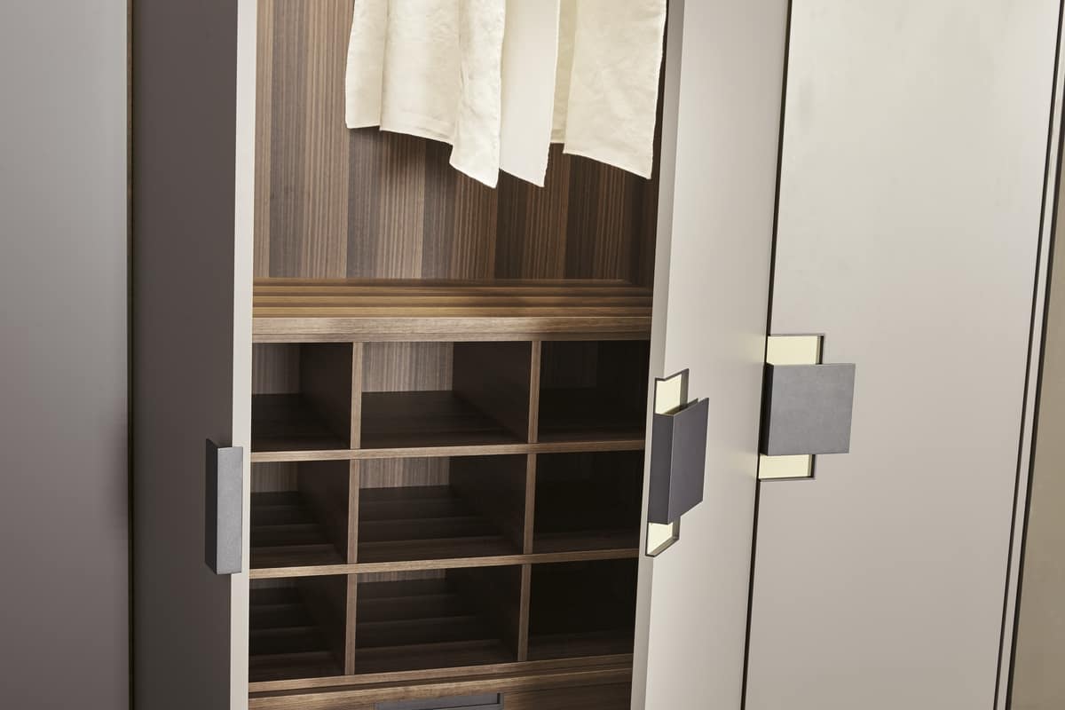 ATLANTE CHARME comp.01, Wardrobe with hinged doors, with an important leather handle
