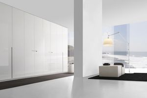 Line Point wardrobe hinged, Wardrobe with horizontal and vertical recessed handles