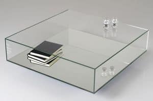 Reflect, Center room table in glass and mirror, simple shapes
